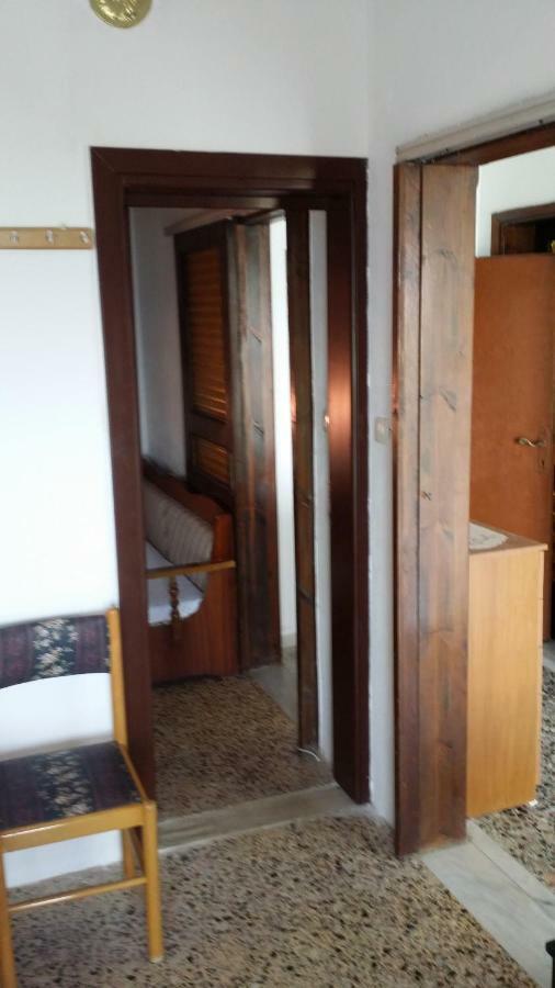 Grigorios Apartments Vrasná Esterno foto