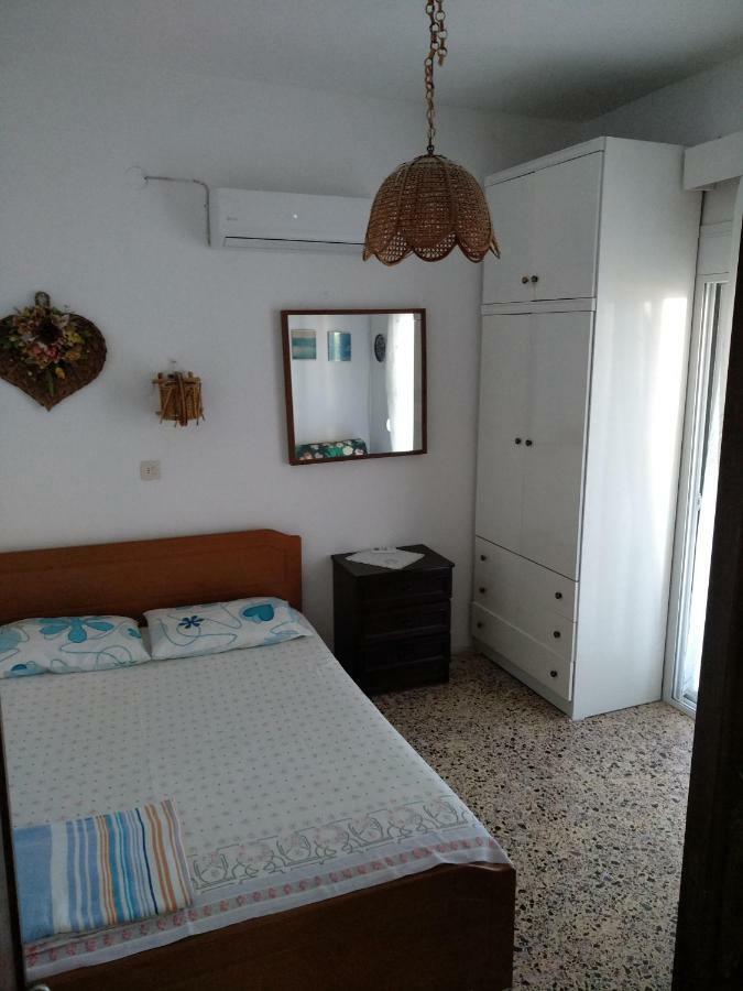 Grigorios Apartments Vrasná Esterno foto